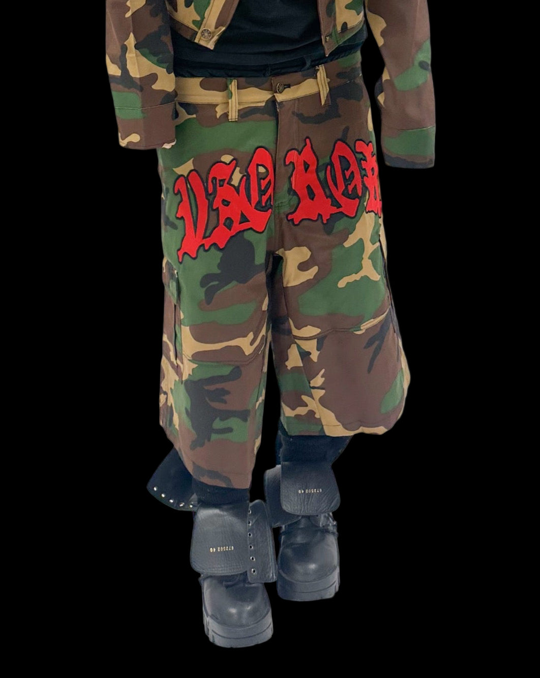 CAMO CARGO SHORTS